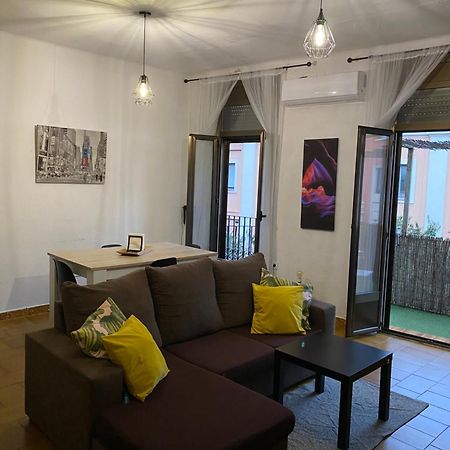 Apartamento Felicitat Figueres  Kültér fotó