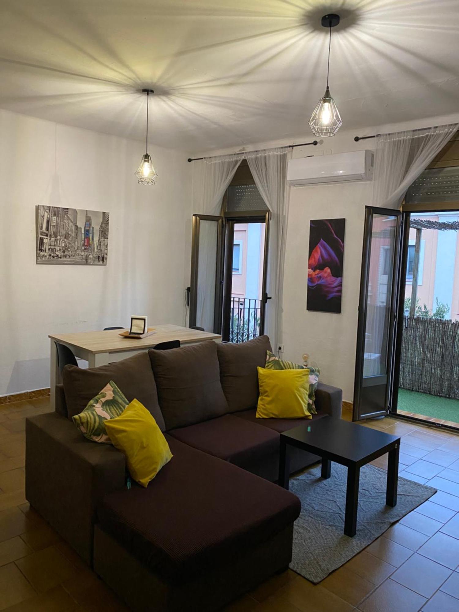 Apartamento Felicitat Figueres  Kültér fotó